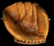 mickey-mantle-rawlings-mm6-the-comet-1-front-jerry_595