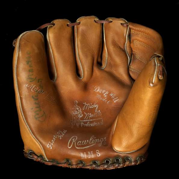 mickey-mantle-rawlings-mm8-lefty-front-jerry_595